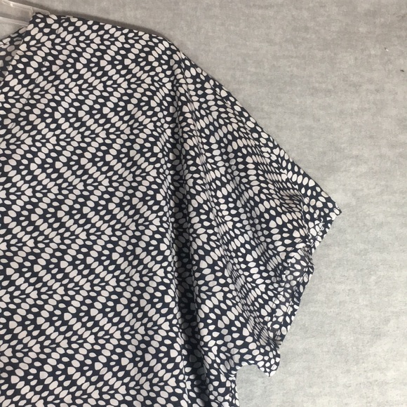 CATHERINE’S Easy Wear Easy Care Flowy A-Line Flutter Sleeves Button Up Shirt - Picture 5 of 14